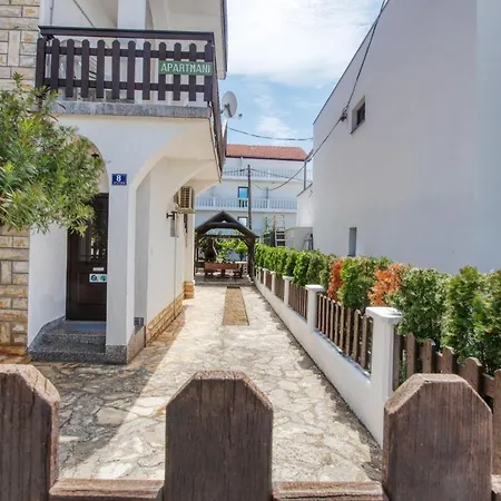 With A Parking Space - 21216 Apartment Vodice