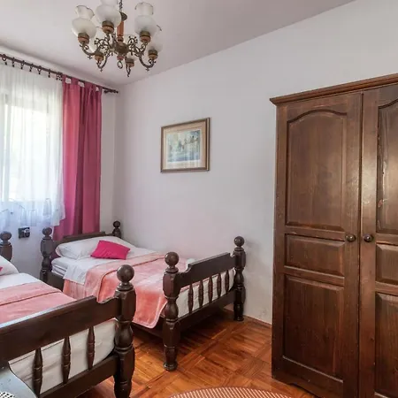 Apartment With A Parking Space - 21216