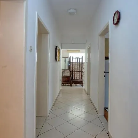 With A Parking Space - 21216 Apartment