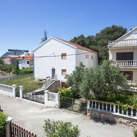 Apartament With Parking Space - 21216 Vodice