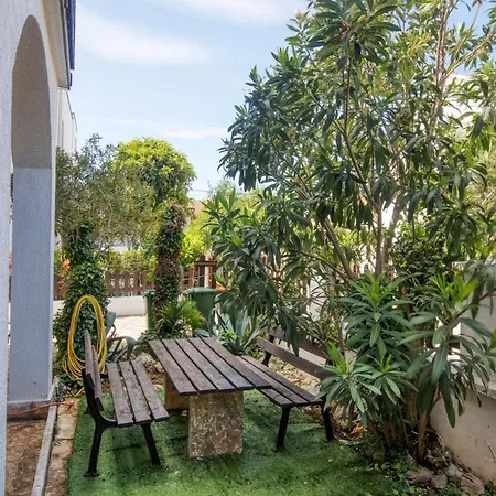 Apartament With Parking Space - 21216 Vodice