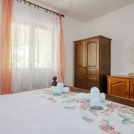 Appartamento With Parking Space - 21216 *