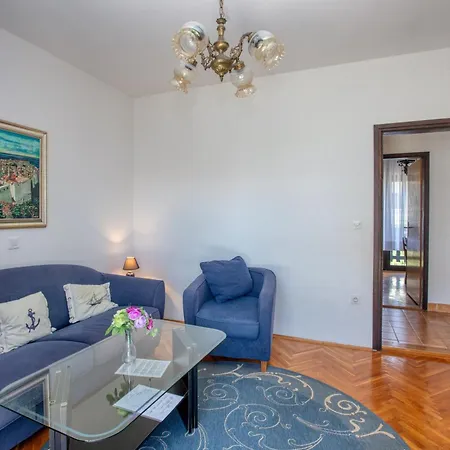 With A Parking Space - 21216 Apartment Vodice
