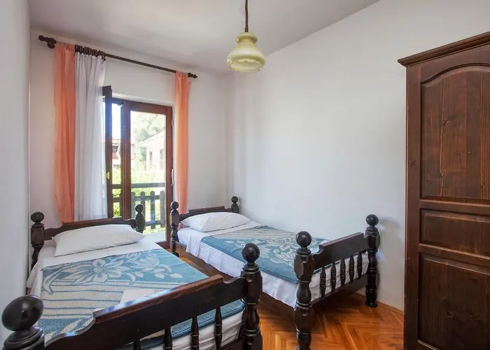 With Parking Space - 21216 Appartement