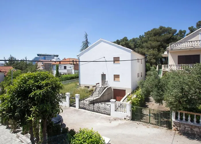 With Parking Space - 21216 * Vodice