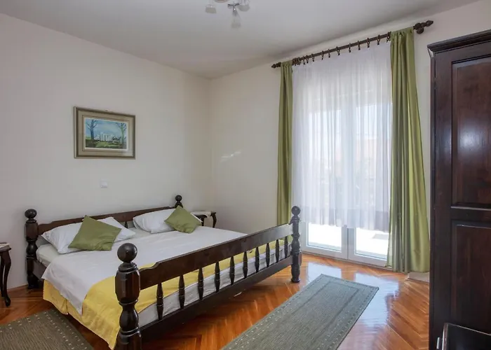 Appartement With Parking Space - 21216 Vodice