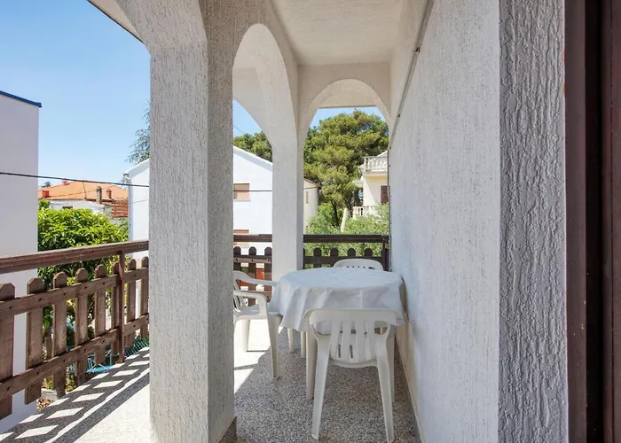 With Parking Space - 21216 Appartement Vodice