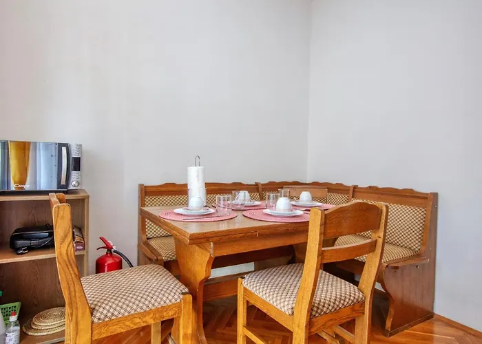 Appartement With Parking Space - 21216 Vodice