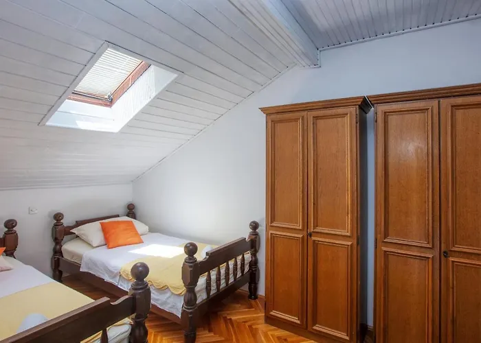 With Parking Space - 21216 Appartement Vodice