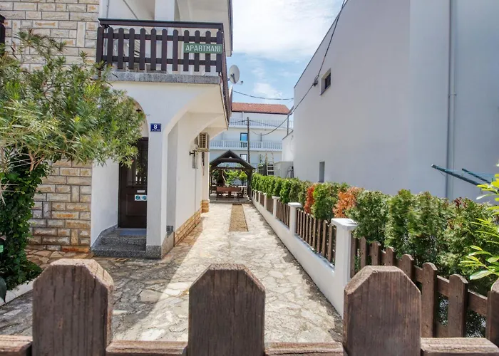 With Parking Space - 21216 Appartement Vodice